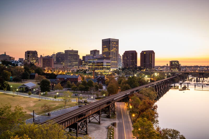 Downtown Richmond, Virginia skyline and the James River at twilight. Hdr bridge stock images, royalty-free photos and pictures