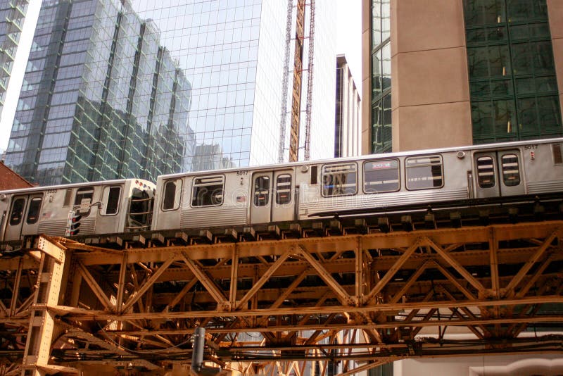 Downtown Train Transportation in Chicago, Illinois Editorial Stock
