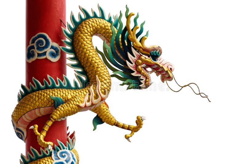 Dragão chinês dourado envolvido em torno do pólo vermelho fotografia de stock Dragão chinês dourado envolvido em torno do pólo vermelho fotografia de stock