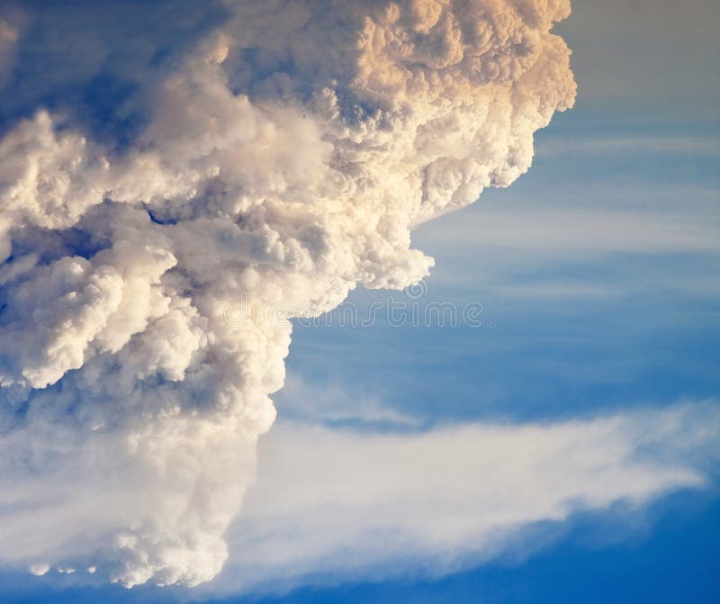 Drama no Céu foto de stock royalty free