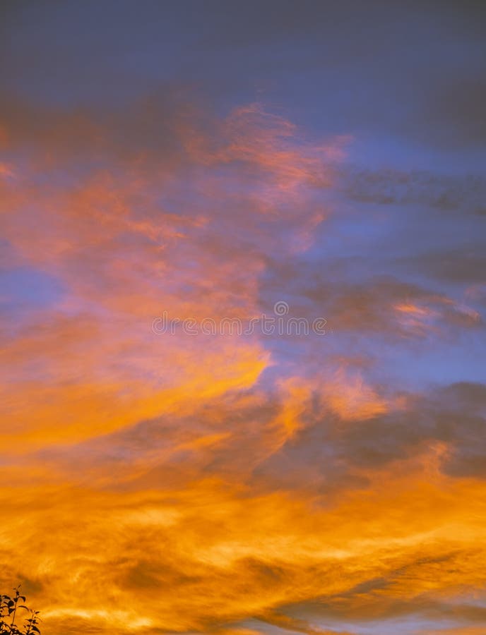 Dramatic cloudy Skies backgrounds royalty free stock photo