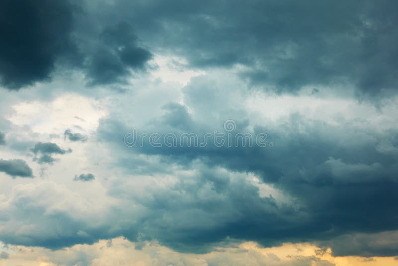Dramatic stormy sky with heavy clouds royalty free stock photos