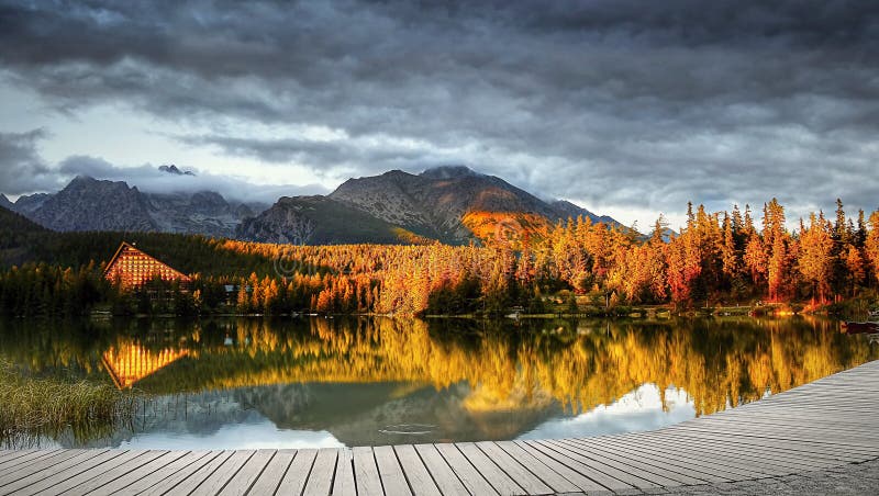 Hory Lake Západ slunce