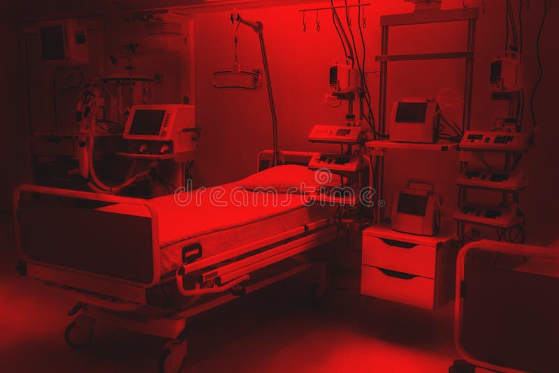 Dramatische rode kleuren vrees en bezorgdheids de ruimteintensive care van de het ziekenhuisnoodsituatie modern materiaal, concep stock afbeelding Dramatische rode kleuren vrees en bezorgdheids de ruimteintensive care van de het ziekenhuisnoodsituatie modern materiaal, concep stock afbeelding
