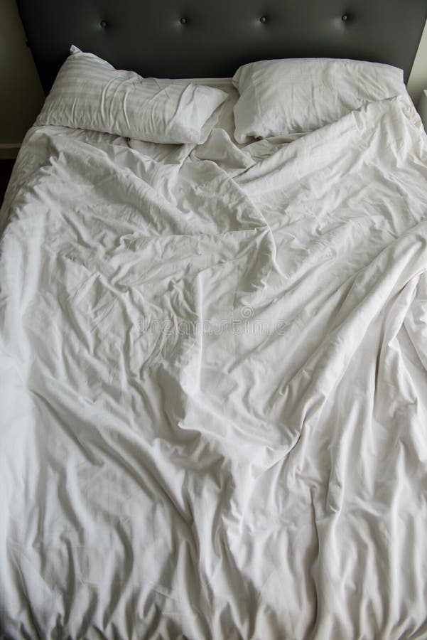 Drap blanc par l'utilisation photographie stock Drap blanc par l'utilisation photographie stock