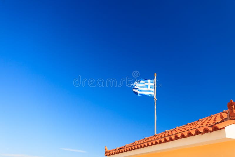Drapeau grec bleu et blanc ondulant sur le vent image libre de droits Drapeau grec bleu et blanc ondulant sur le vent image libre de droits