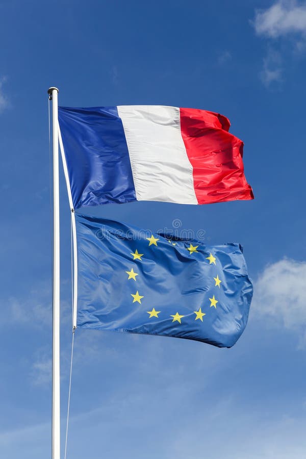 Drapeaux d'Union française et européenne photos libres de droits Drapeaux d'Union française et européenne photos libres de droits