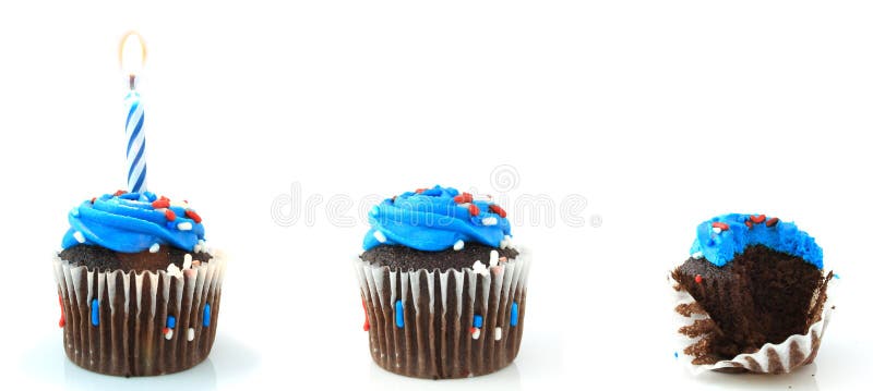 Drei Geburtstag-kleine Kuchen stockbilder Drei Geburtstag-kleine Kuchen stockbilder