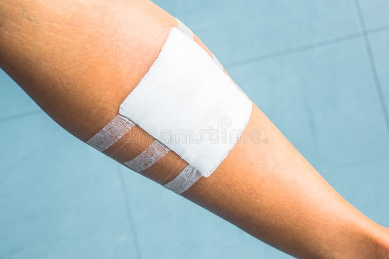 Dressing on leg stock photo. Image of bandage, care, injury 40923366