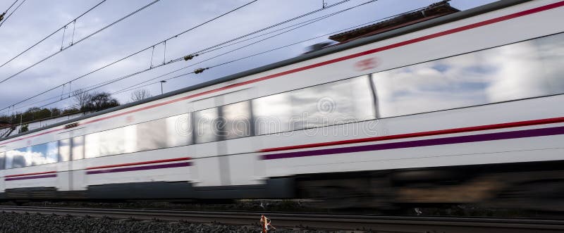 Drev som flyttar sig på stor hastighet arkivbilder Drev som flyttar sig på stor hastighet arkivbilder