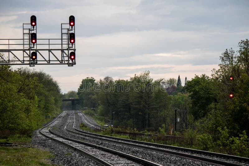 Drevspår som ser västra på Georgetown, Ontario arkivfoto Drevspår som ser västra på Georgetown, Ontario arkivfoto