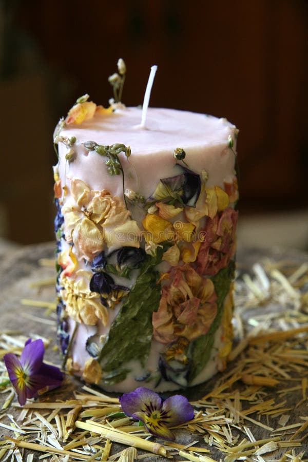 Dried Flowers Candle Craftsmanship. Botanical Floral Candle Making, Herbal  Handmade Craftsmanship. Stock Photo - Image of flower, wine: 290459910