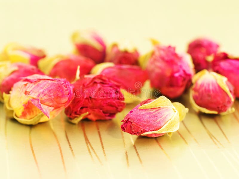 Dried rosebuds