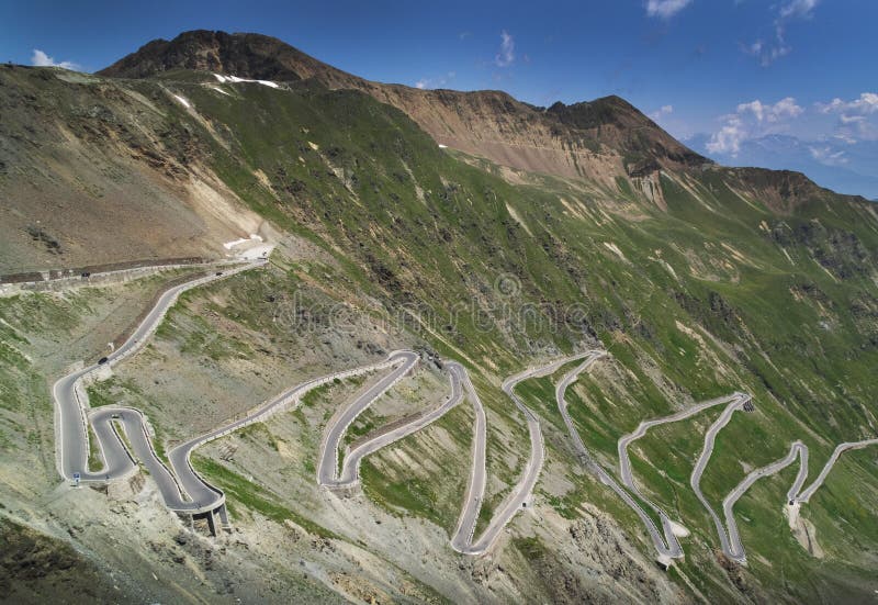 Droga przy Passo dello Stelvio w Alps, Włochy zdjęcie stock Droga przy Passo dello Stelvio w Alps, Włochy zdjęcie stock