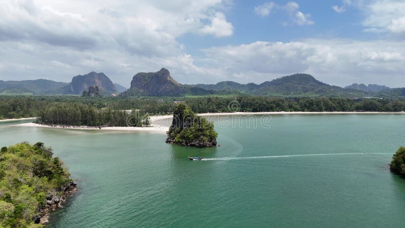 Drone shot nopharat thara παραλία στο ao nang krabi ταϊλάνδη φιλμ μικρού μήκους