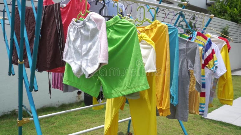 How to Dry Clothes in Humid Weather - Dengarden