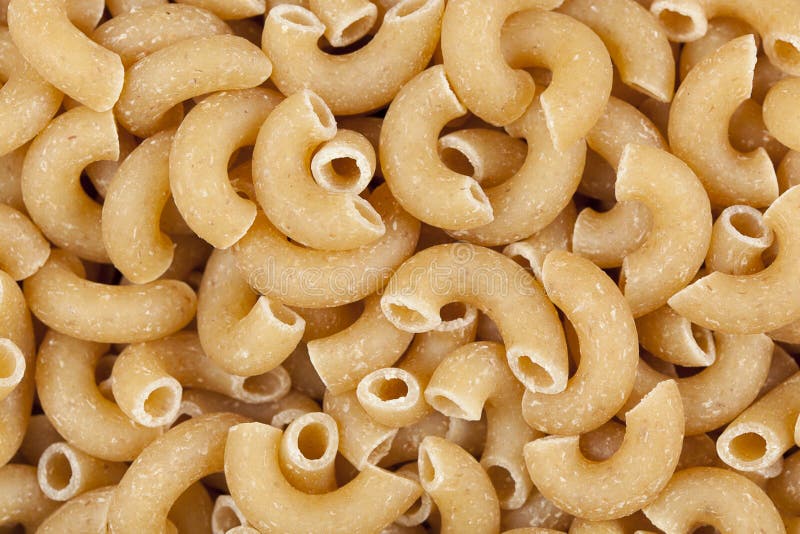 Dry macaroni pasta