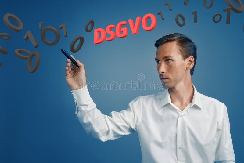 DSGVO, versão alemão de GDPR, imagem do conceito Regulamento geral da proteção de dados, proteção de dados pessoais Homem fotos de stock DSGVO, versão alemão de GDPR, imagem do conceito Regulamento geral da proteção de dados, proteção de dados pessoais Homem fotos de stock