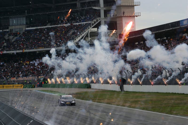 DTM Rennen lizenzfreie stockfotos DTM Rennen lizenzfreie stockfotos