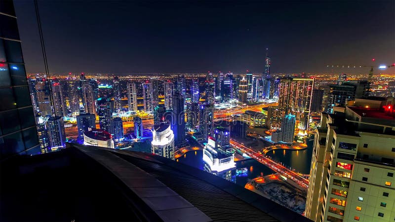 Dubai i stadens centrum natt till dagövergångstimelapse med den modern skyskrapor, gallerian och trafik på vägen för soluppgång T fotografering för bildbyråer Dubai i stadens centrum natt till dagövergångstimelapse med den modern skyskrapor, gallerian och trafik på vägen för soluppgång T fotografering för bildbyråer