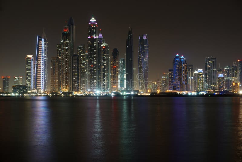147 025 Dubai Photos Free Royalty Free Stock Photos From Dreamstime