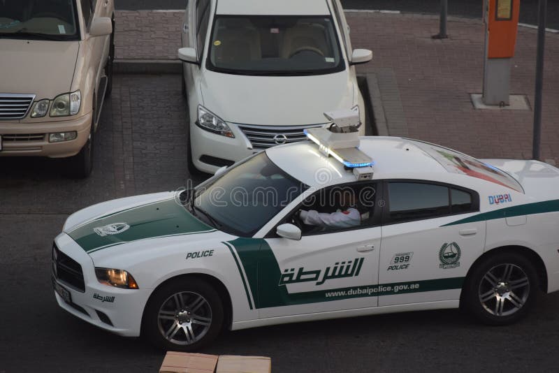 DUBAI POLICE PARKING 2 - Jogue Grátis Online!