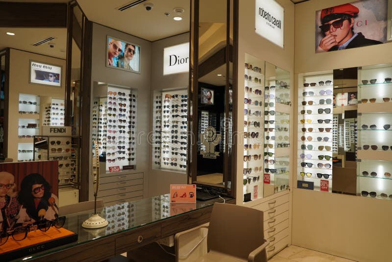 ray ban shop in dubai