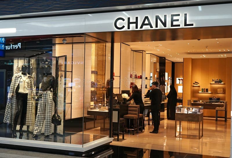 172 Chanel Retail Store Exterior Stock Photos - Free & Royalty-Free Stock  Photos from Dreamstime