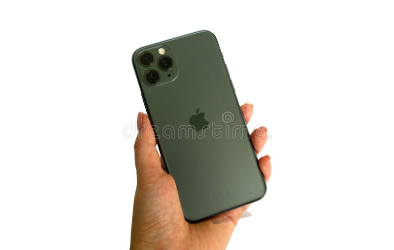 iPhone 11 Pro màu xanh đêm chắc chắn sẽ làm bạn say đắm vì màu sắc độc đáo và sang trọng. Xem hình ảnh và khám phá những tính năng tuyệt vời của chiếc iPhone này, giúp bạn đắm chìm vào thế giới công nghệ cực đã.