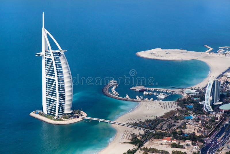 Dubai, UAE. Árabe do Al de Burj de acima fotografia de stock royalty free Dubai, UAE. Árabe do Al de Burj de acima fotografia de stock royalty free