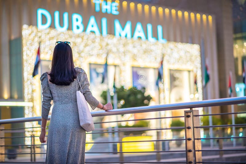 31 Dubai Mall Entrance Stock Photos, High-Res Pictures, and Images - Getty  Images
