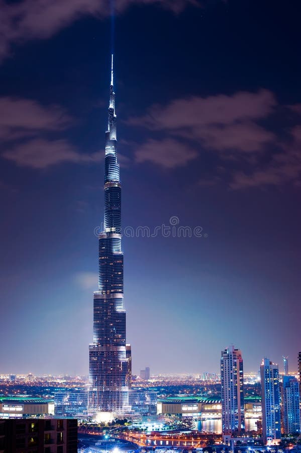 Dubaj. Burj Khalifa. Noc widok
