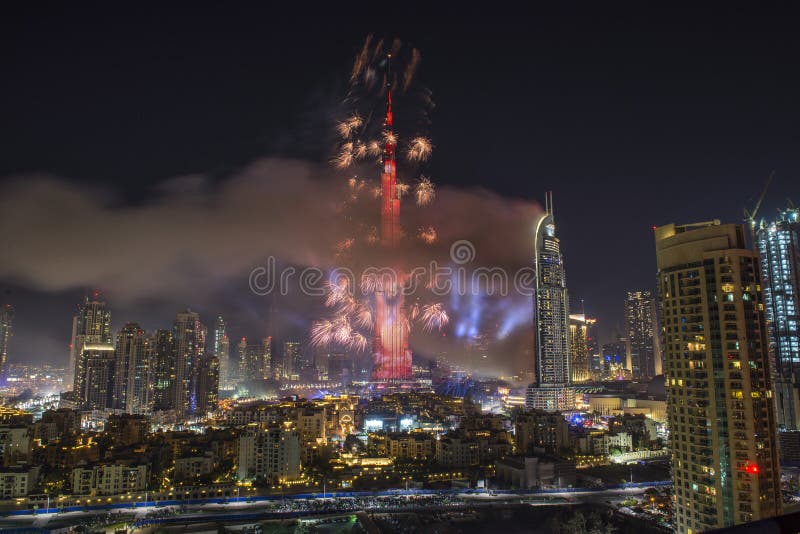 Dubaj Burj Khalifa nowego roku 2016 fajerwerki zdjęcia stock Dubaj Burj Khalifa nowego roku 2016 fajerwerki zdjęcia stock