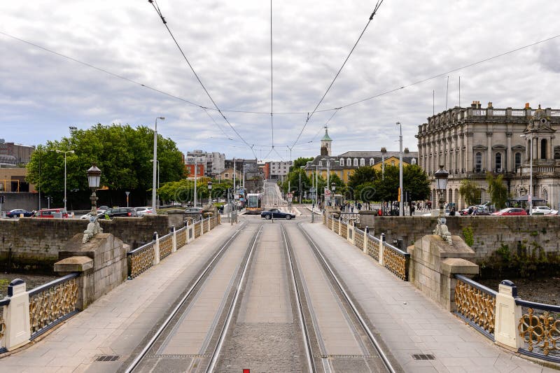 Dublin, Ireland editorial image. Image of landmark, overview - 105869375