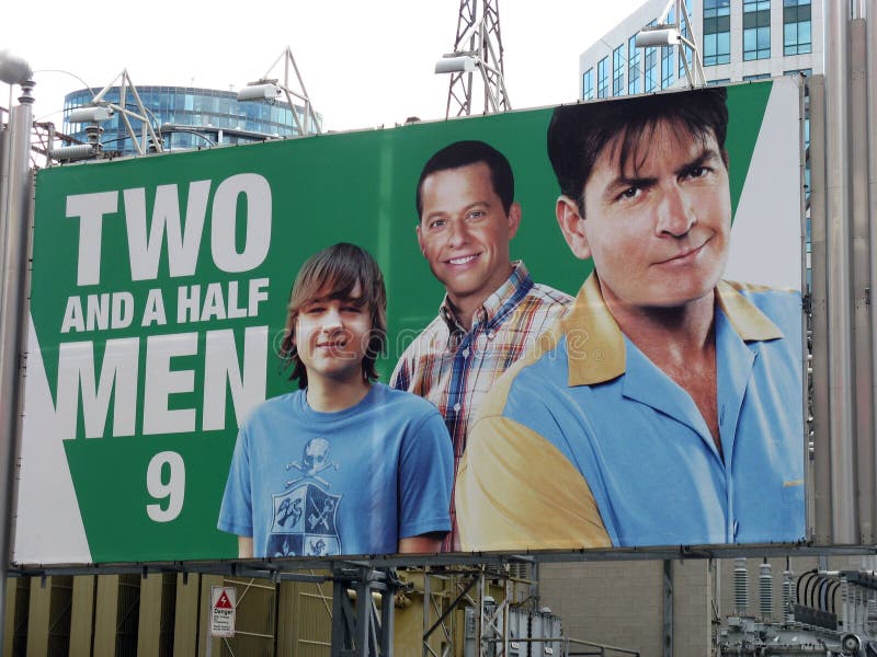 Due dei Charlie Sheen e un tabellone per le affissioni degli uomini di metà