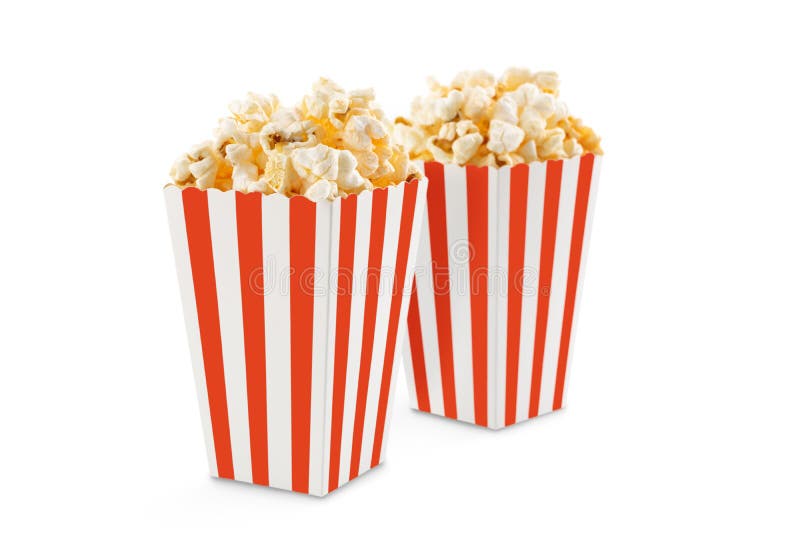 Due secchi di cartone a strisce bianche e rosso con popcorn di formaggio saporito isolati su fondo bianco fotografie stock libere da diritti