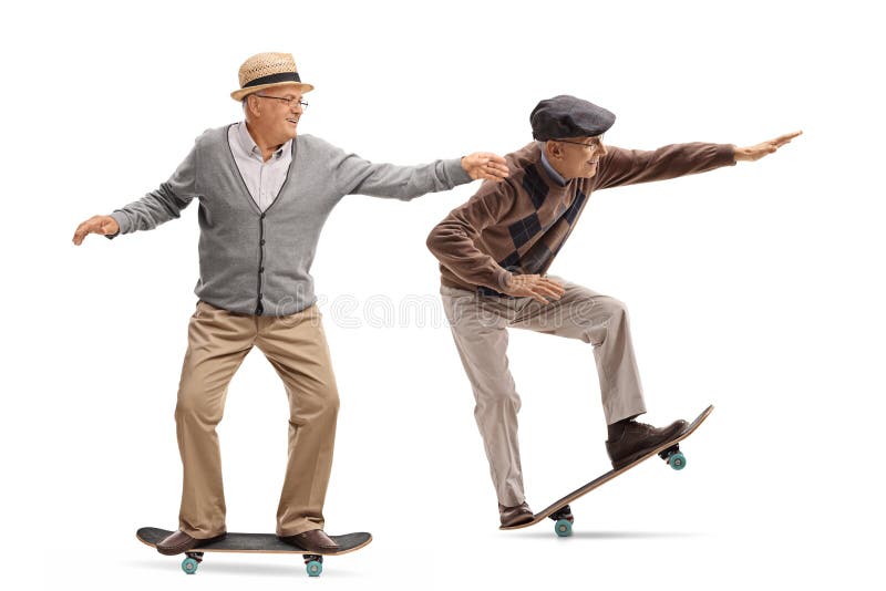 Due uomini anziani che pattinano