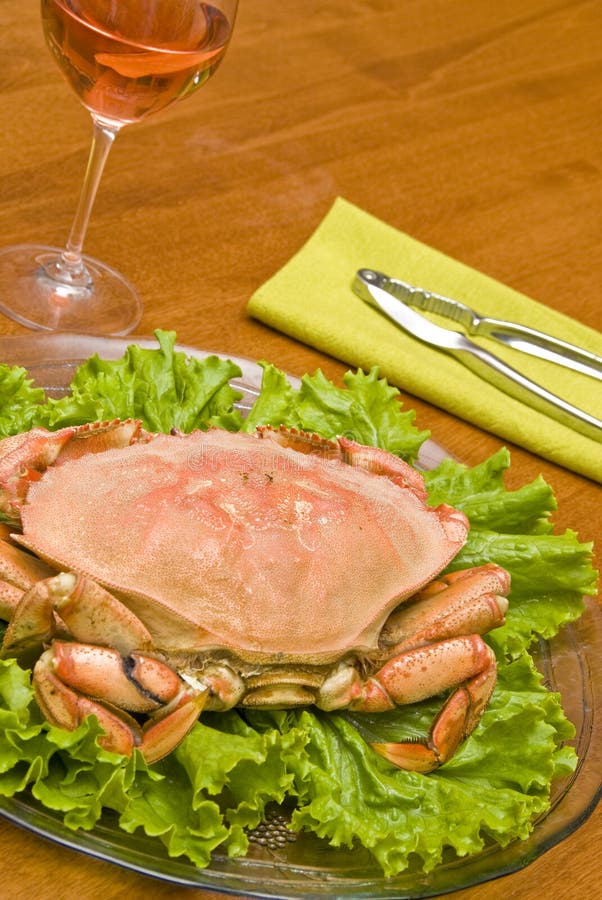 Dungeness Crab stock image. Image of fresh, garnish, eyes 5974029