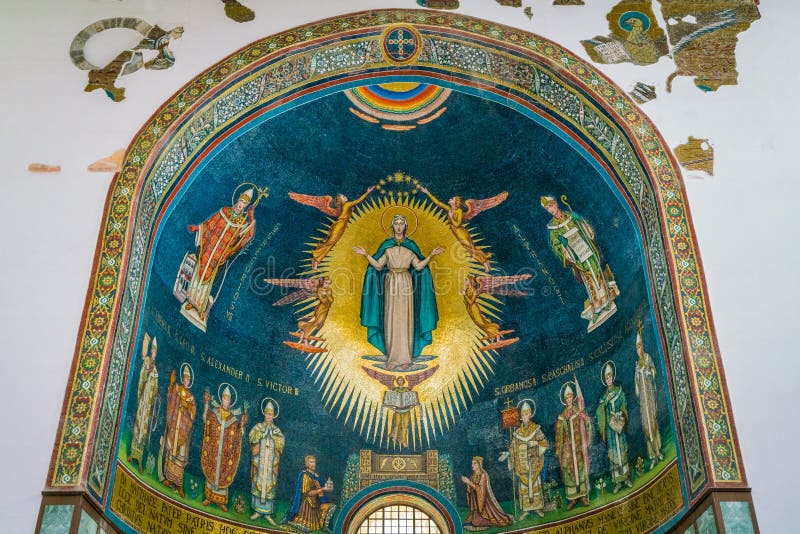Duomo του Σαλέρνο, Campania, Ιταλία στοκ φωτογραφία Duomo του Σαλέρνο, Campania, Ιταλία στοκ φωτογραφία