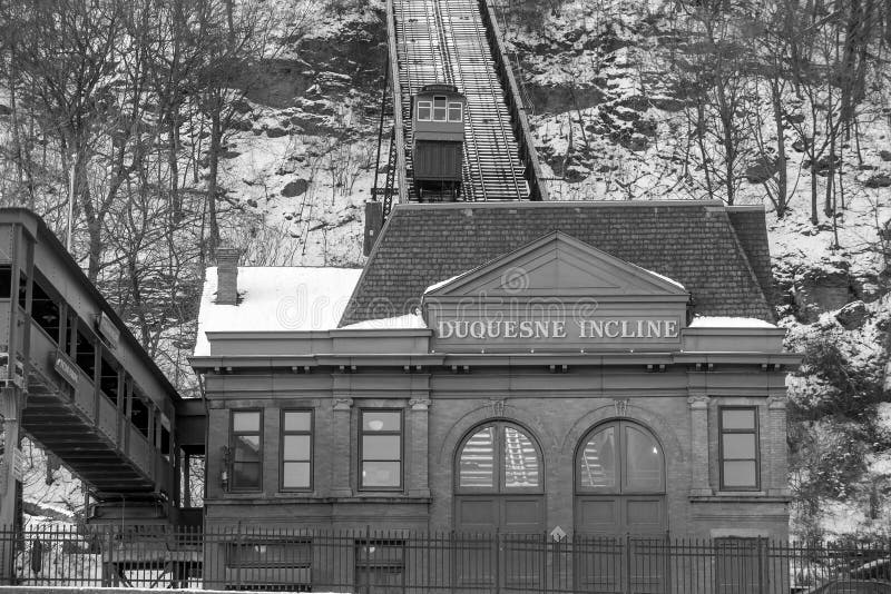 Duquesne Incline In Pittsburgh Editorial Stock Image - Image Of ...