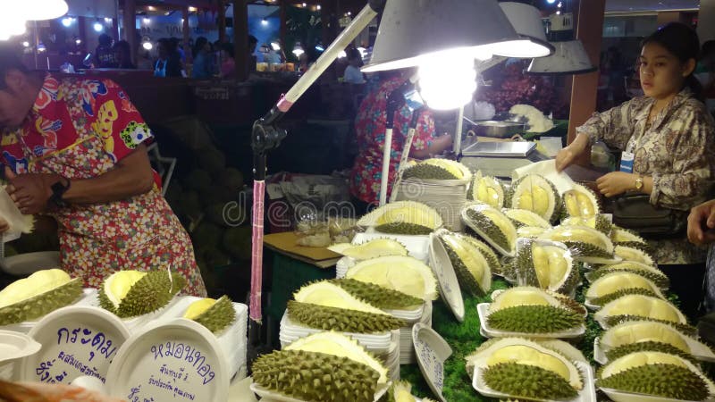 Durian-Speicher in Thailand