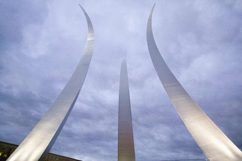 Dusk light behind three soaring spires of Air Force Memorial at One Air Force Memorial Drive, Arlington, Virginia in Washington stock images Dusk light behind three soaring spires of Air Force Memorial at One Air Force Memorial Drive, Arlington, Virginia in Washington stock images
