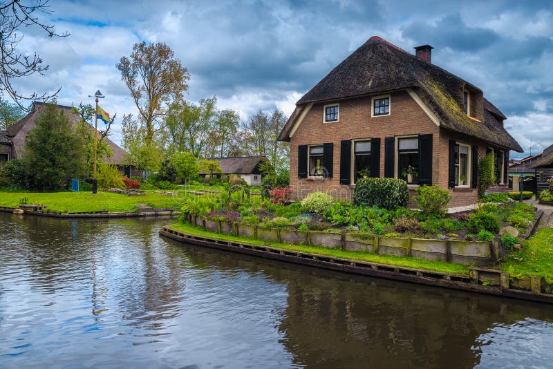 Dutch House and Small Ornamental Garden in Giethoorn Village ...