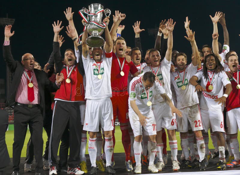 BUDAPEST, HUNGARY - MAY 7, 2016: The Team Of Ferencvarosi TC Celebrate With  The Goblet During The Hungarian Cup Final Football Match Between Ujpest FC  And Ferencvarosi TC At Groupama Arena On