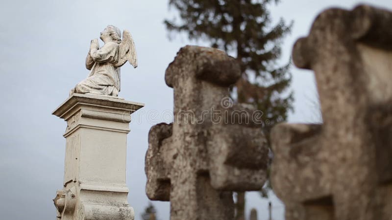 Dwa Antycznego krzyża na Starym cmentarzu