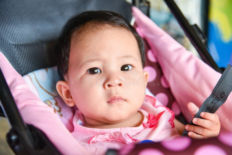 Dziecko w frachcie zdjęcie royalty free