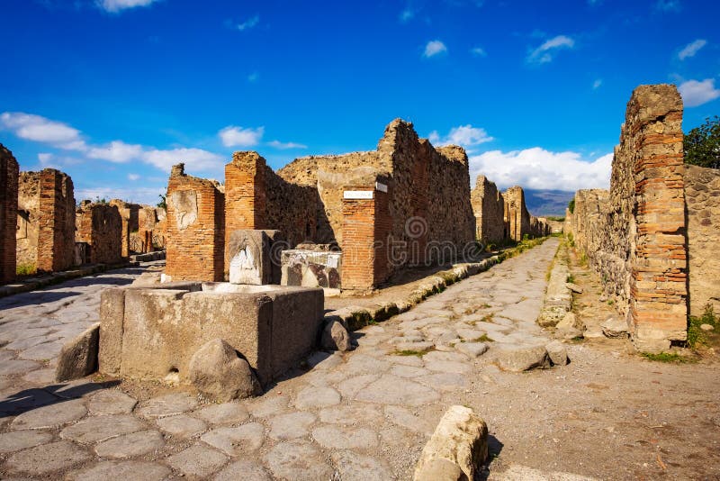 Dziejowe rzymskie ruiny Ekskawacje Pompeii, Italia Pompei Scavi, Napoli fotografia royalty free