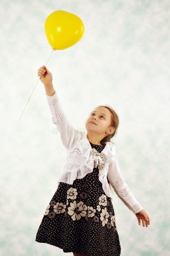 Dziewczyna i balon zdjęcia royalty free Dziewczyna i balon zdjęcia royalty free