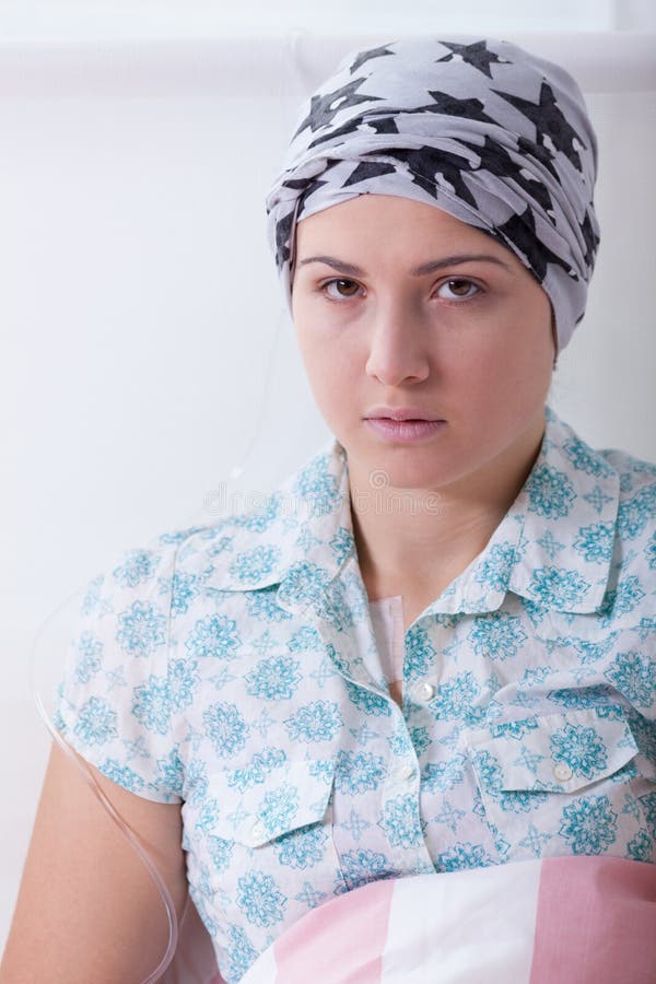 Dziewczyna z białaczką zdjęcie stock Dziewczyna z białaczką zdjęcie stock