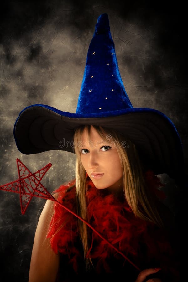 Dziewczyny kapeluszowy nastoletni różdżki czarownik